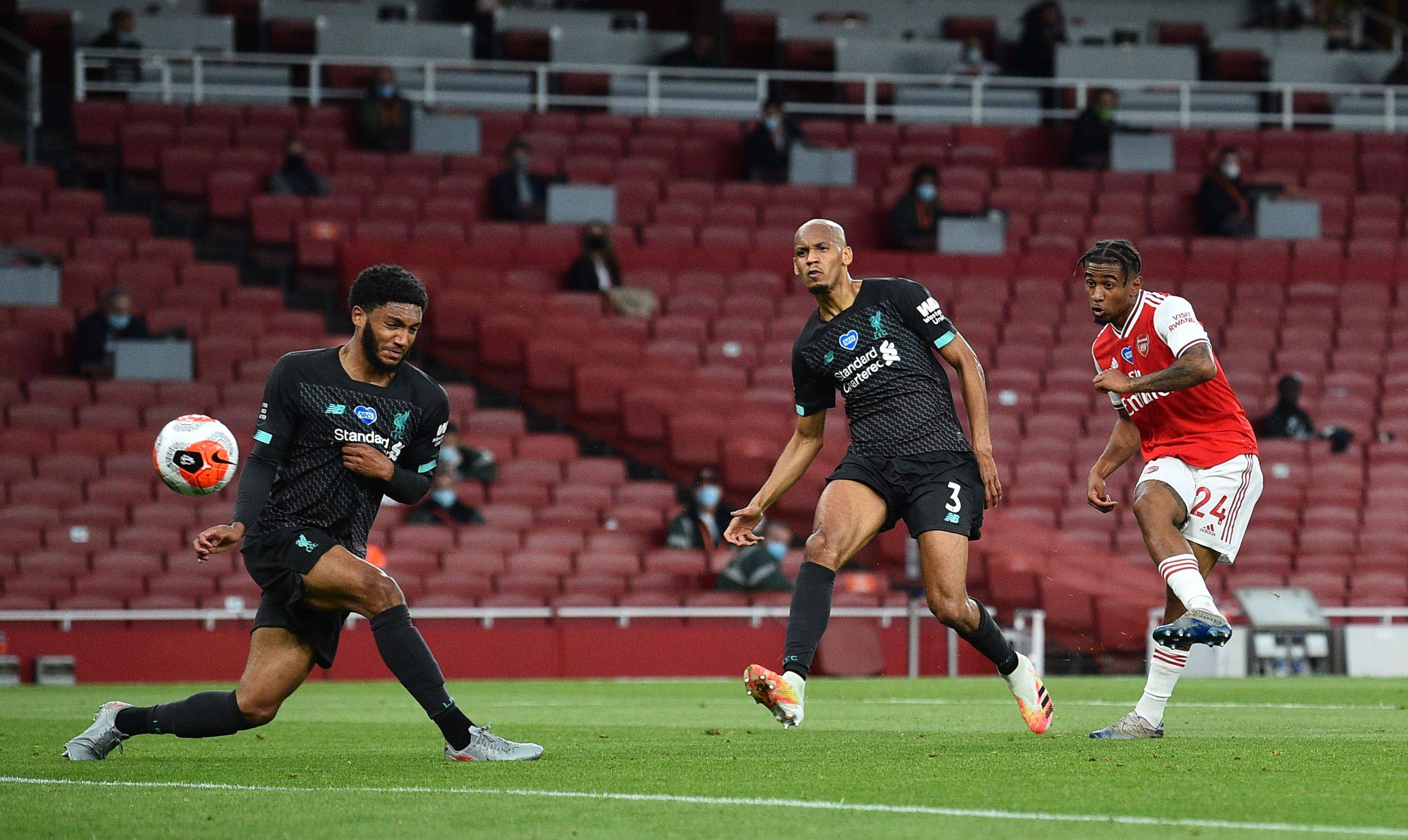 季后赛中屡 季后赛中屡